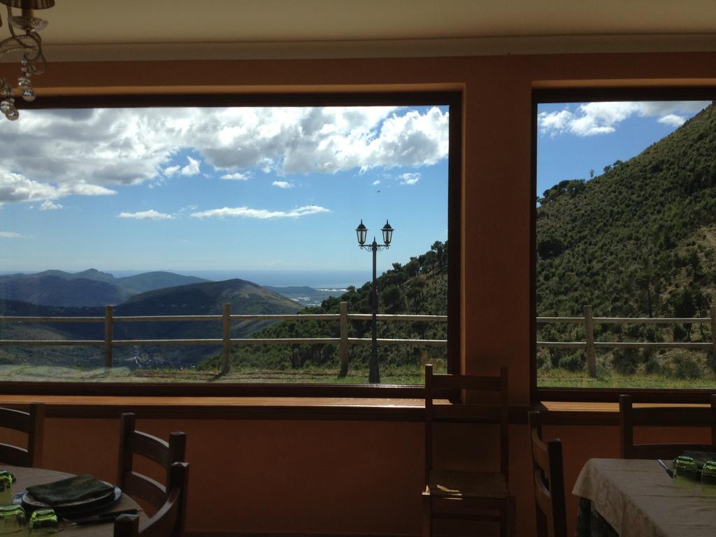 فيلا Agriturismo Collecammino Lenola المظهر الخارجي الصورة